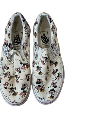 Vans Minnie Mouse Canvas Slip-On in White, Pink and Black
